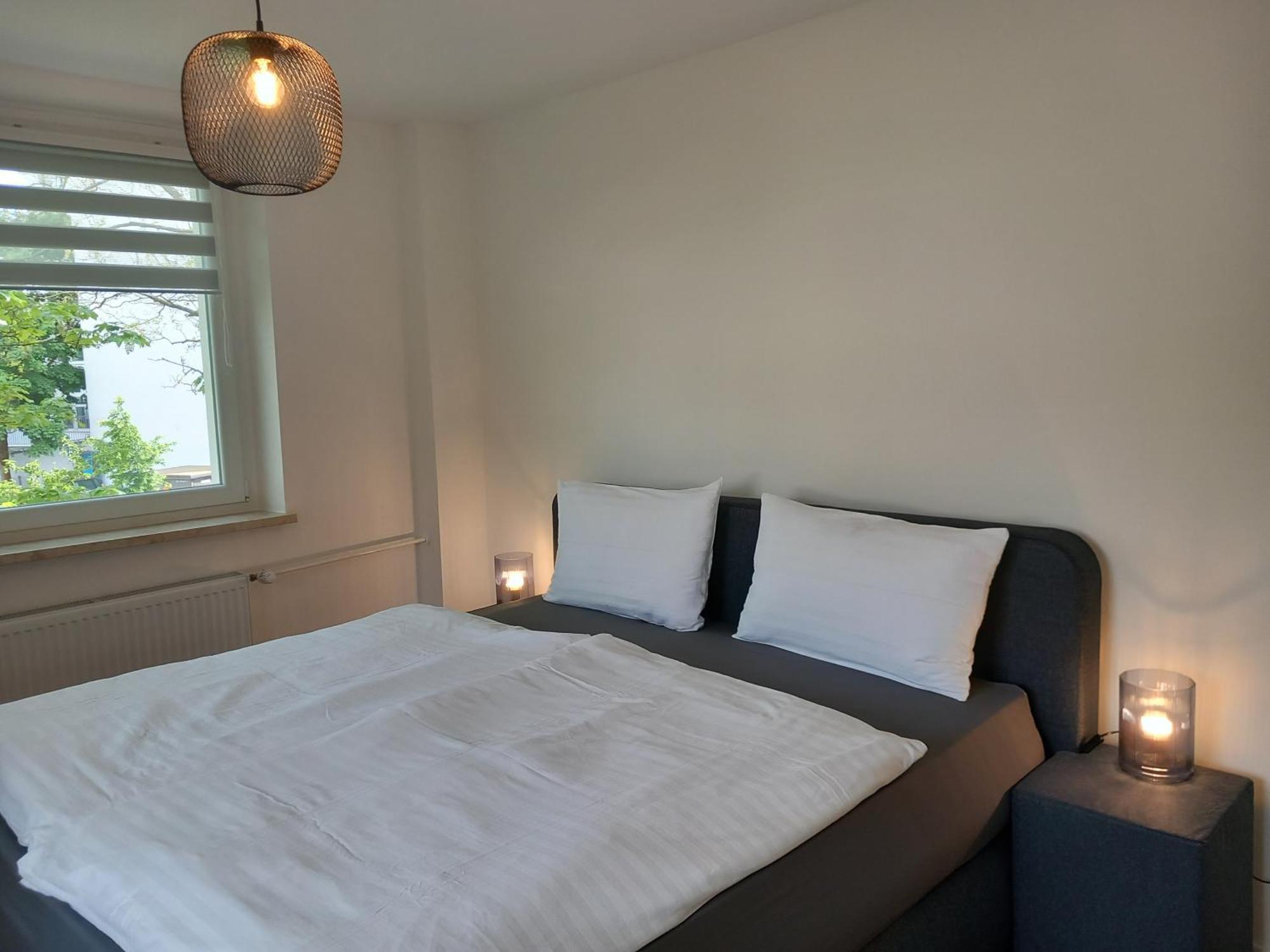 City Apartment Duisburg 1#Netflix &Wlan &Kingsize Bett &Kaffee Maschine & Central & 500M Innenhafen & 2 Min U Bahn Exteriér fotografie