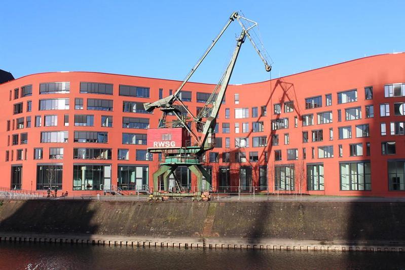 City Apartment Duisburg 1#Netflix &Wlan &Kingsize Bett &Kaffee Maschine & Central & 500M Innenhafen & 2 Min U Bahn Exteriér fotografie